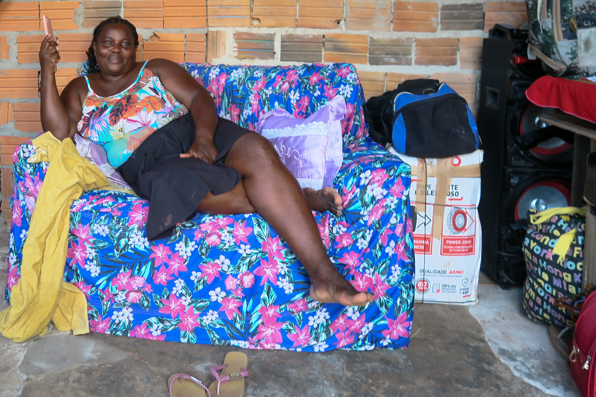 Sofá estampado, Cajari